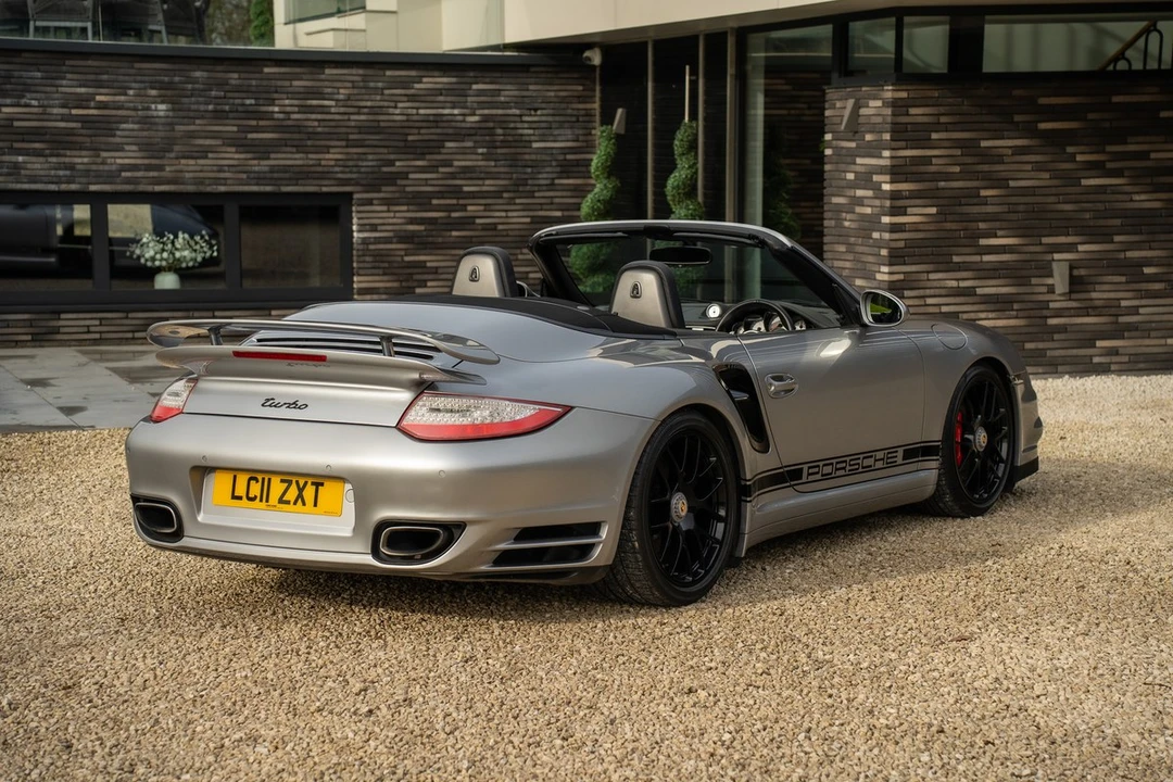 2011 Porsche 997 Turbo - Image 11 of 30