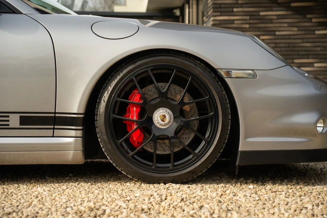 2011 Porsche 997 Turbo - Image 27 of 30