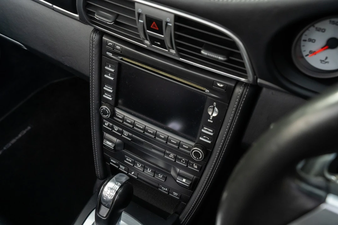2011 Porsche 997 Turbo - Image 10 of 30