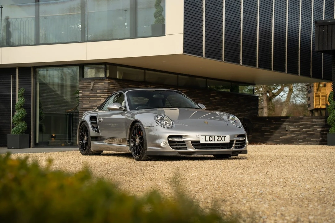 2011 Porsche 997 Turbo - Image 24 of 30