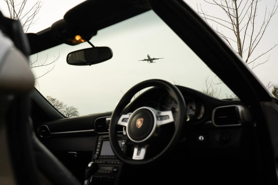2011 Porsche 997 Turbo - Image 17 of 30