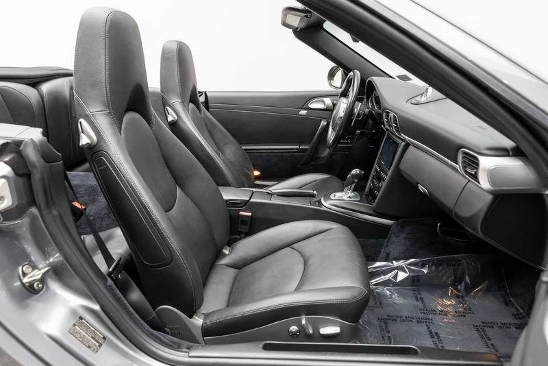 2011 Porsche 997 Carrera - Image 16 of 20