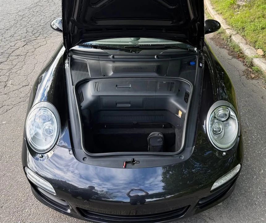 2011 Porsche 997 Carrera - Image 17 of 20