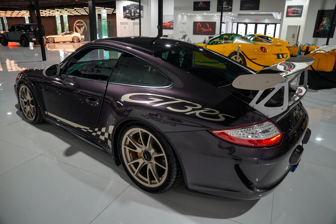 2011 Porsche 911 - Image 5 of 31
