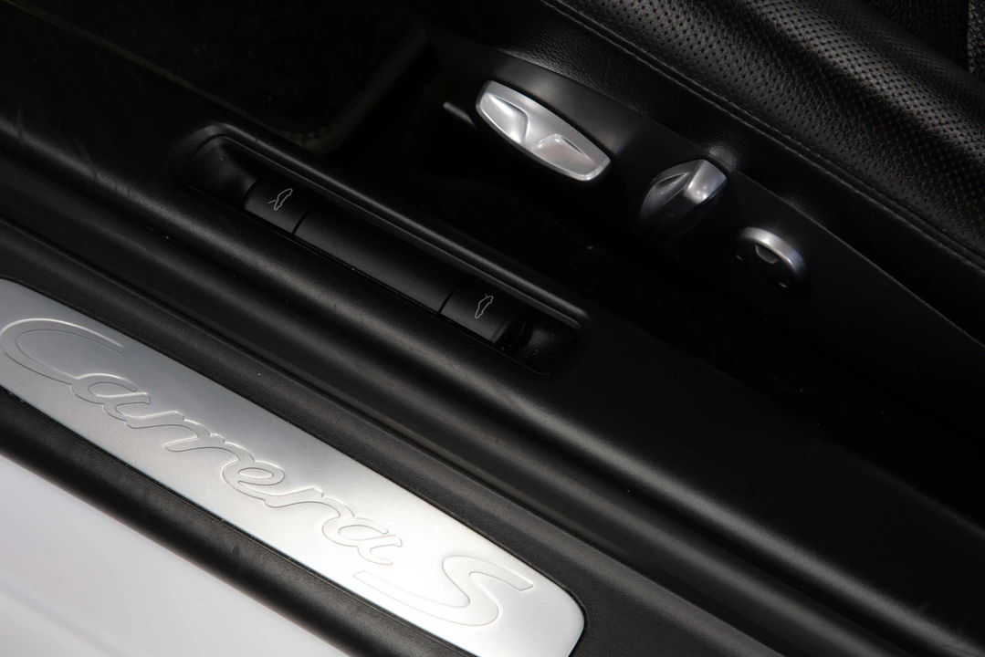 2011 Porsche 997 Carrera S - Image 12 of 29