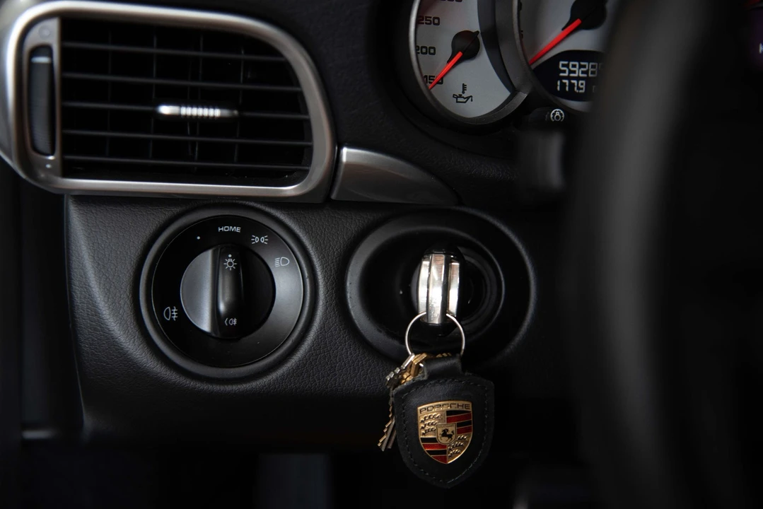 2011 Porsche 997 Carrera S - Image 8 of 29