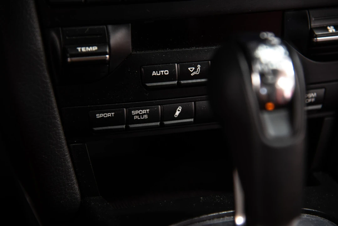 2011 Porsche 997 Carrera S - Image 9 of 29