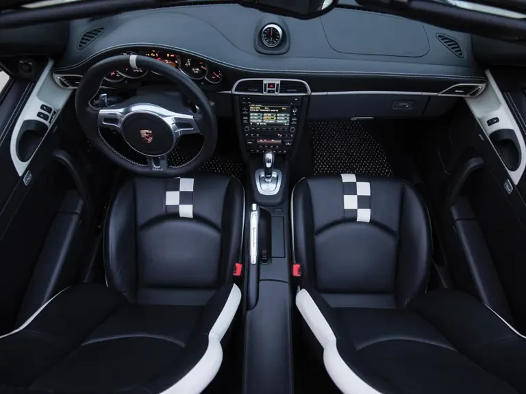 2011 Porsche 997 Speedster - Image 12 of 26