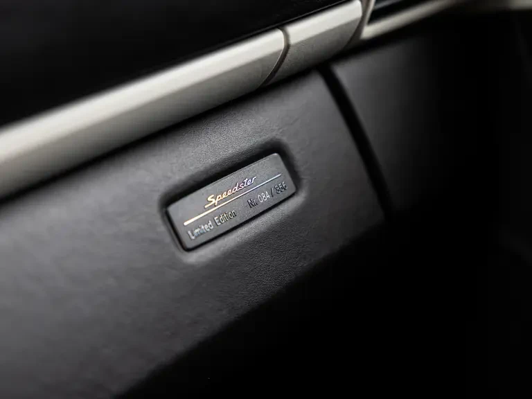 2011 Porsche 997 Speedster - Image 25 of 31