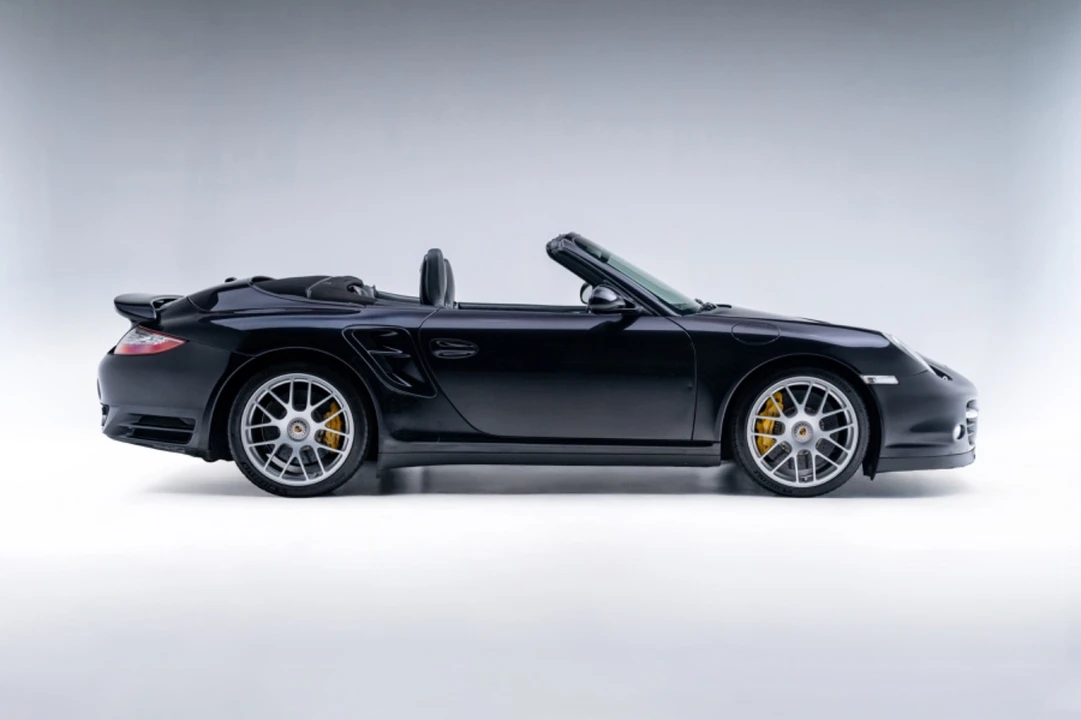 2011 Porsche 997 Turbo S - Image 12 of 30