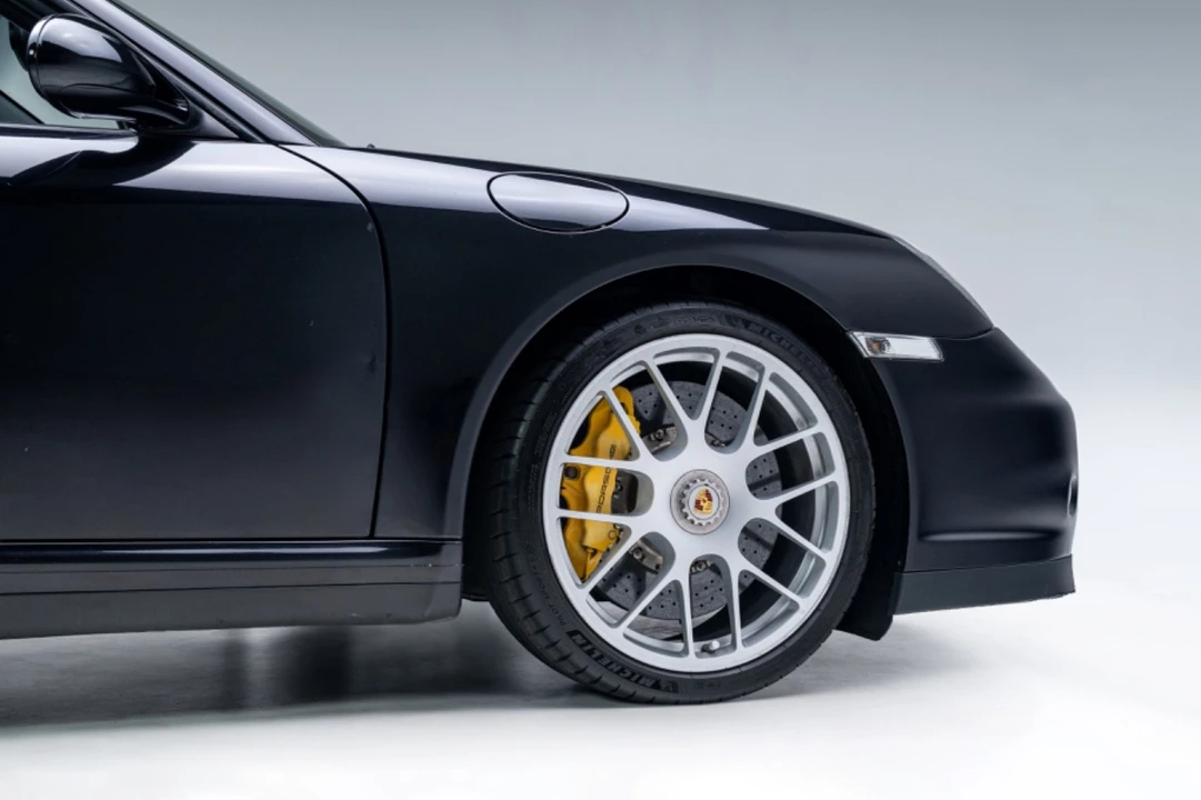 2011 Porsche 997 Turbo S - Image 16 of 30
