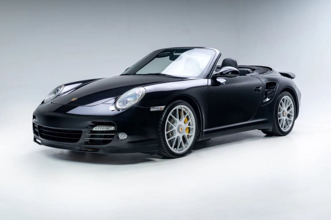 2011 Porsche 997 Turbo S - Image 9 of 30