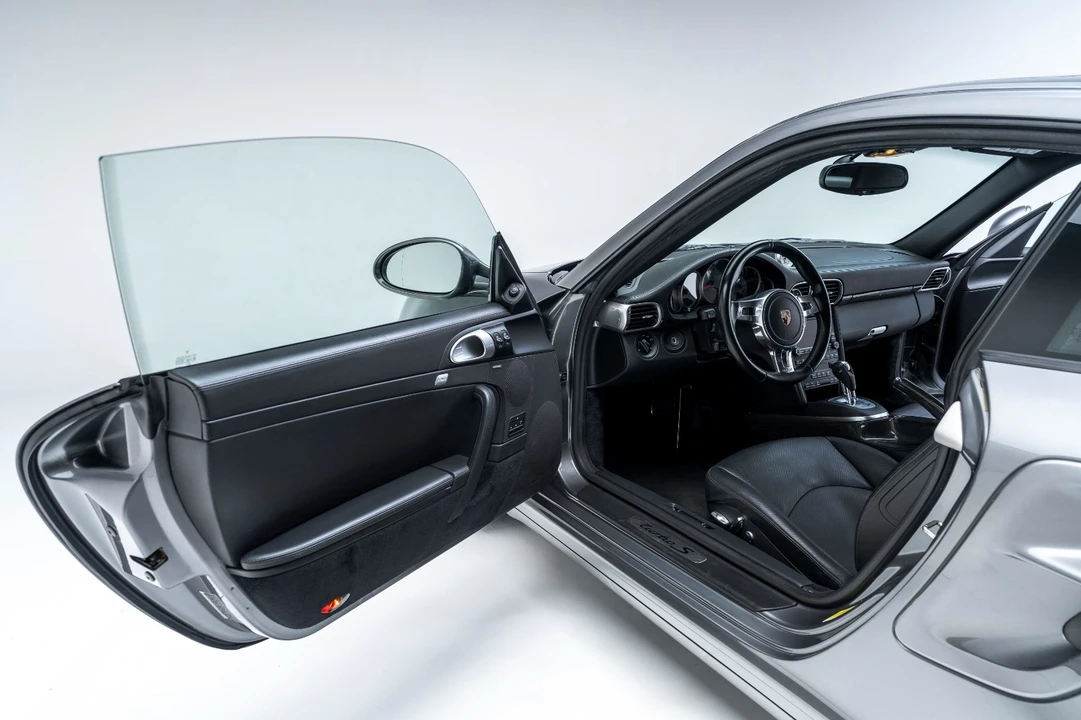 2011 Porsche 997 Turbo S - Image 8 of 21