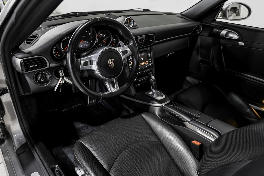 2011 Porsche 997 Targa - Image 9 of 12