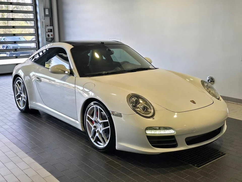 2011 Porsche 997 Targa - Image 9 of 31