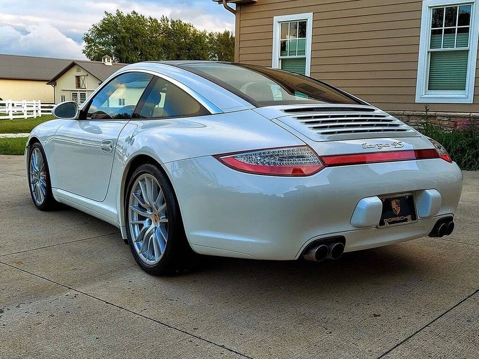 2011 Porsche 997 Targa - Image 26 of 31