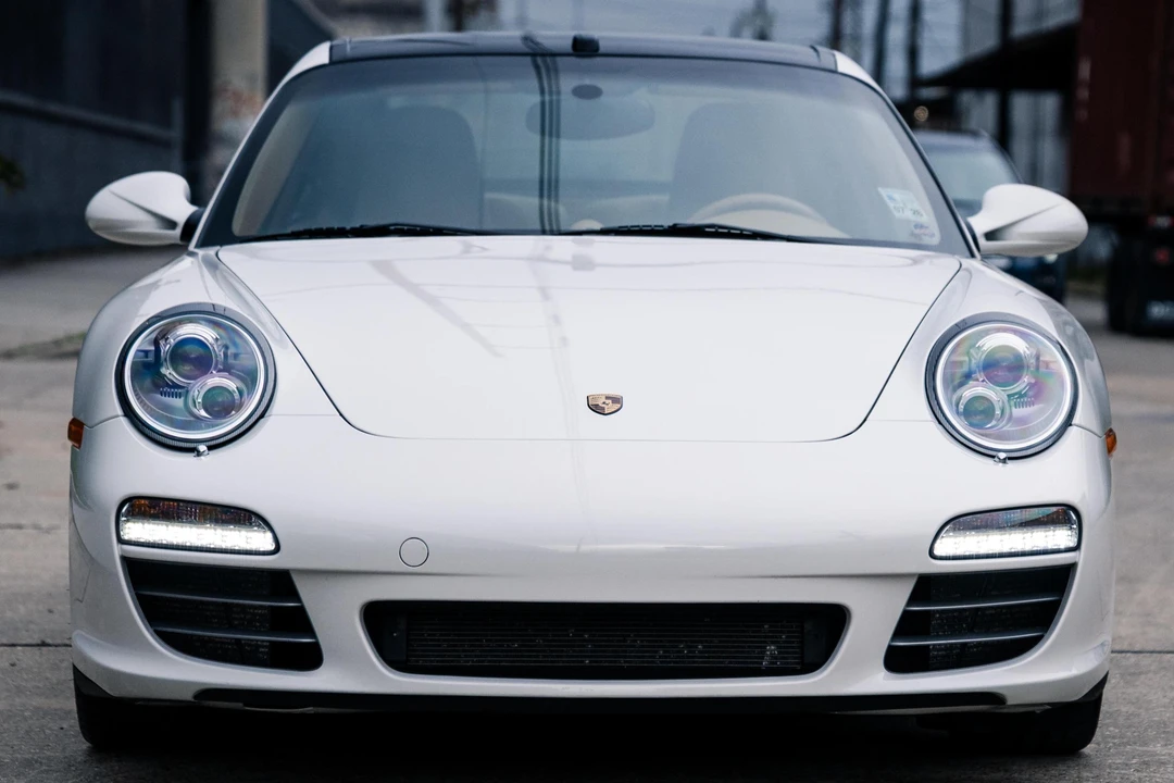 2011 Porsche 997 Targa - Image 2 of 31
