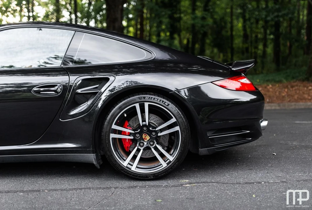 2011 Porsche 997 Turbo - Image 11 of 22