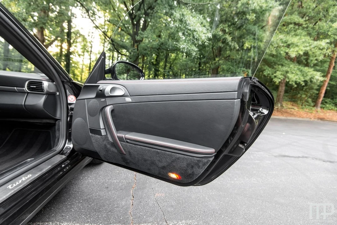 2011 Porsche 997 Turbo - Image 19 of 22