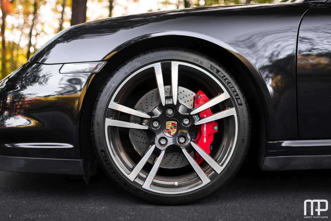 2011 Porsche 997 Turbo - Image 6 of 31