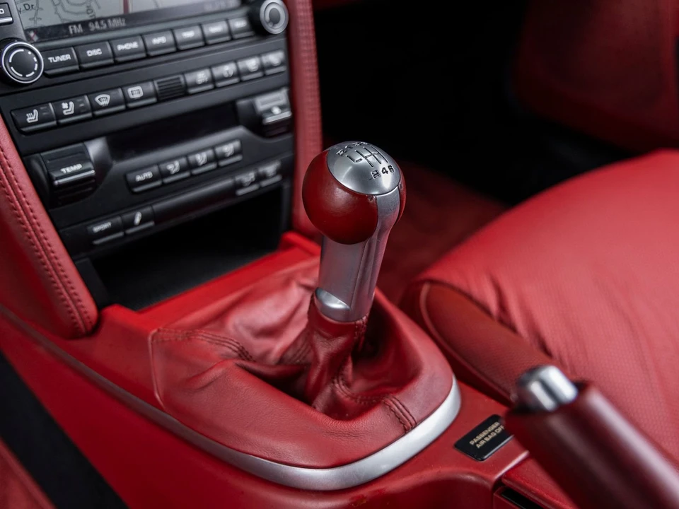 2011 Porsche 997 Turbo - Image 14 of 17