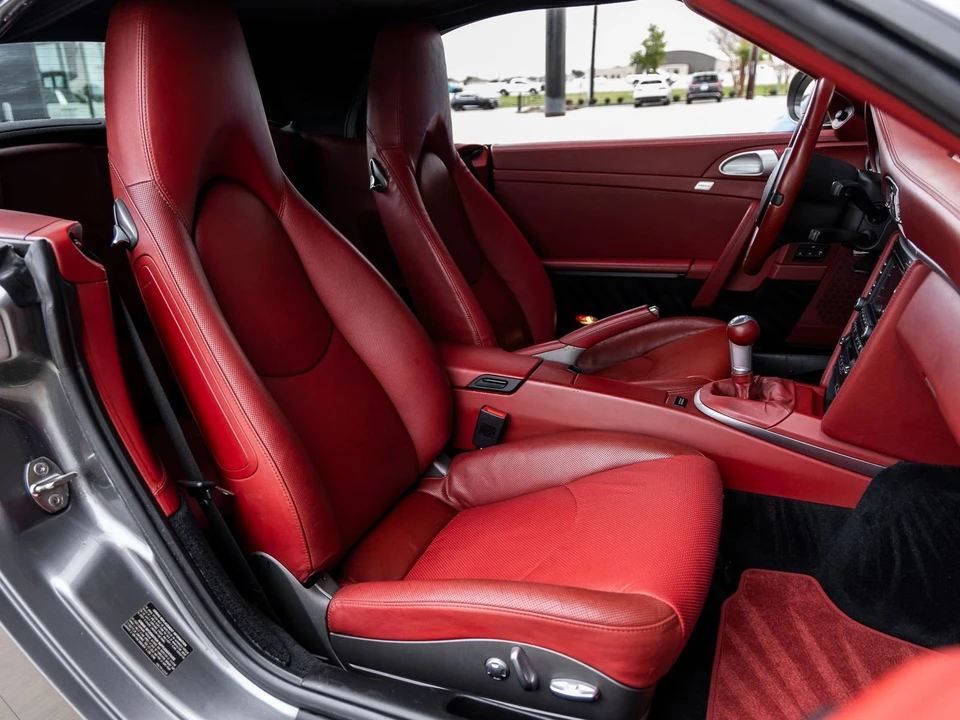 2011 Porsche 997 Turbo - Image 16 of 17