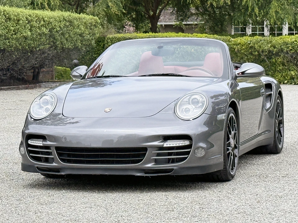 2011 Porsche 997 Turbo - Image 2 of 31