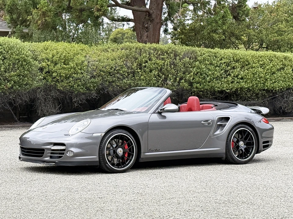 2011 Porsche 997 Turbo - Image 6 of 31
