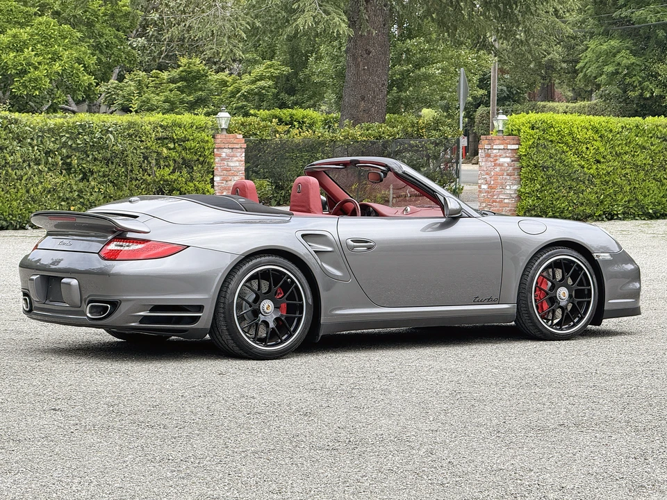 2011 Porsche 997 Turbo - Image 25 of 31