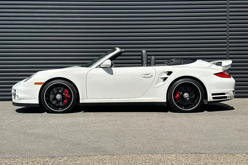 2011 Porsche 997 Turbo - Image 2 of 31