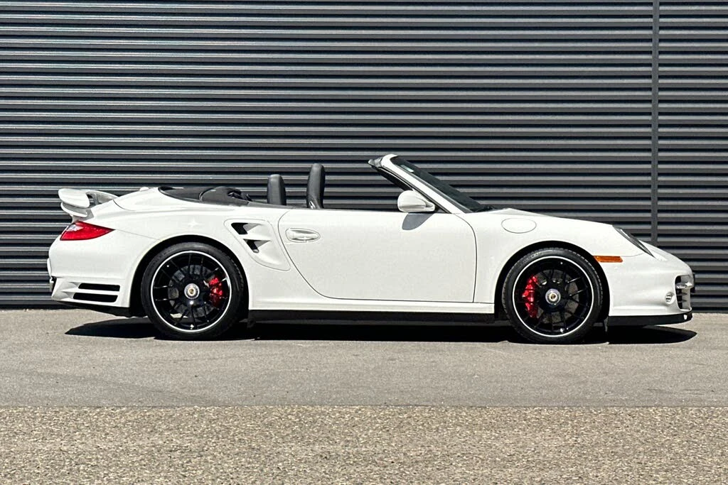2011 Porsche 997 Turbo - Image 9 of 31