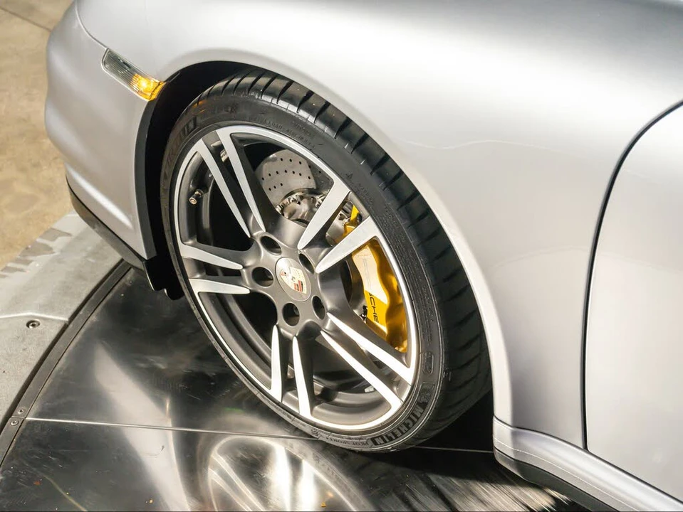 2011 Porsche 997 Turbo - Image 19 of 31