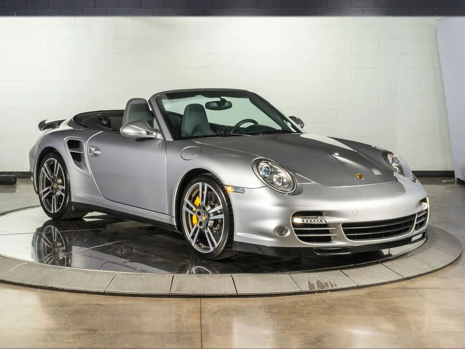 2011 Porsche 997 Turbo - Image 15 of 31