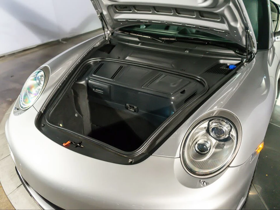 2011 Porsche 997 Turbo - Image 20 of 31