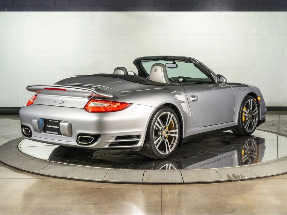 2011 Porsche 997 Turbo - Image 14 of 31