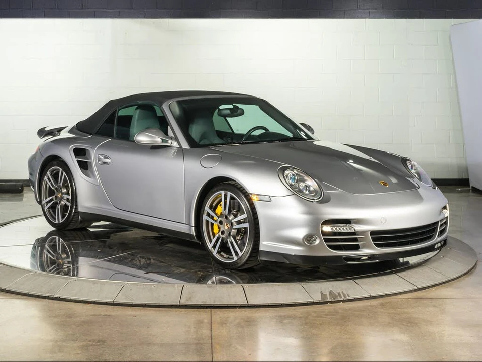 2011 Porsche 997 Turbo - Image 7 of 31