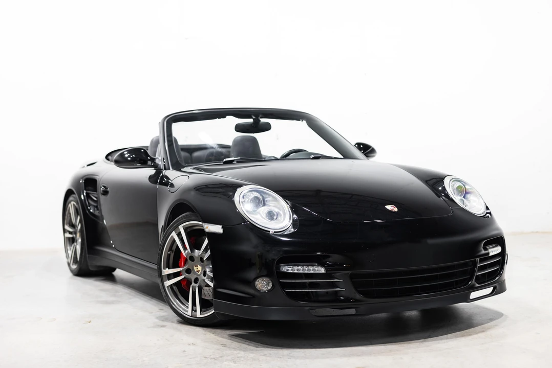 2011 Porsche 997 Turbo - Image 19 of 31