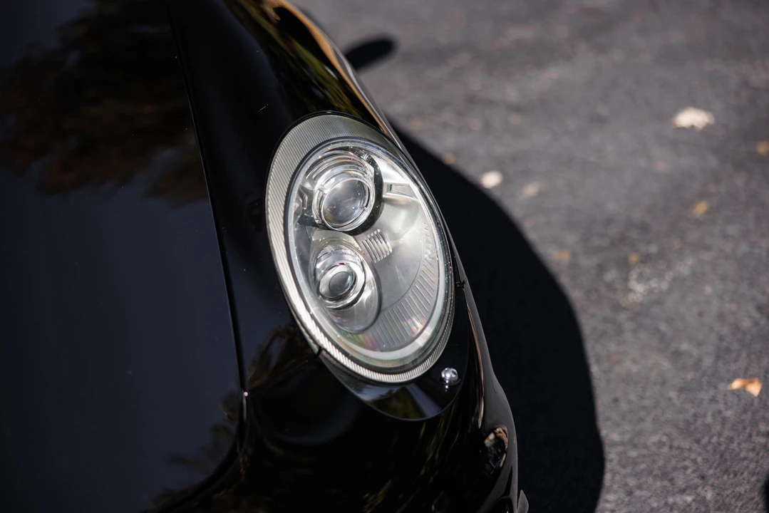 2011 Porsche 997 Turbo - Image 25 of 31