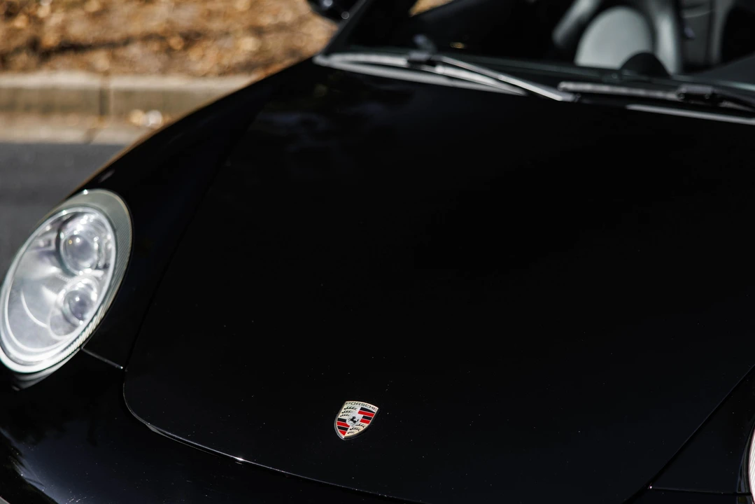 2011 Porsche 997 Turbo - Image 24 of 31
