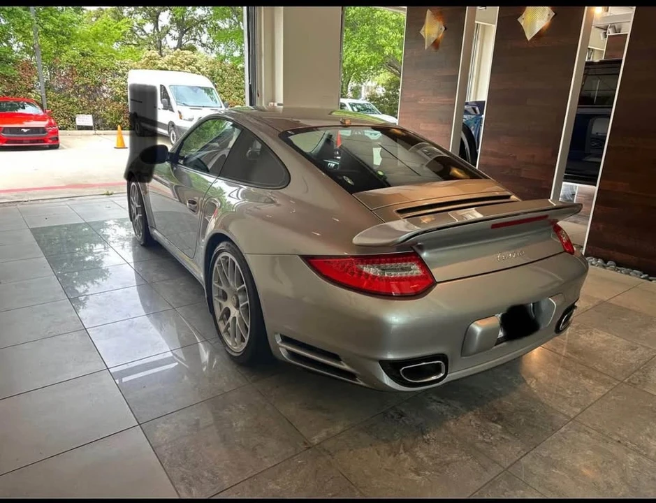 2011 Porsche 997 Turbo - Image 6 of 20