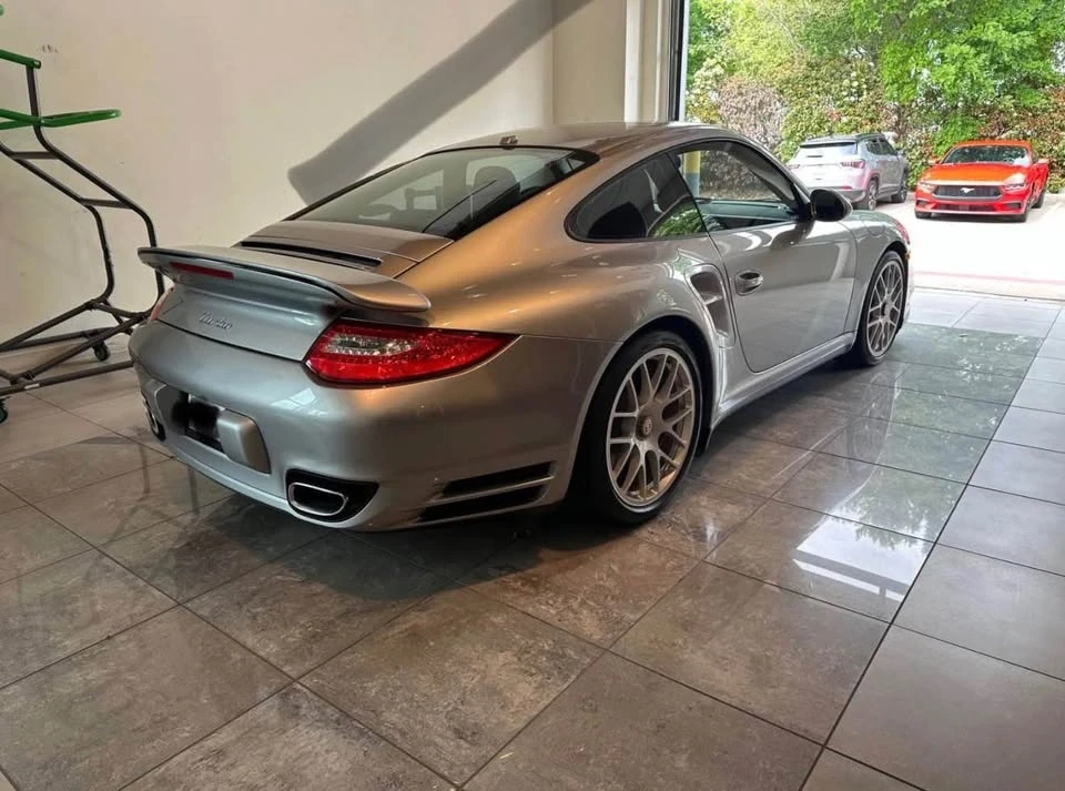 2011 Porsche 997 Turbo - Image 4 of 20