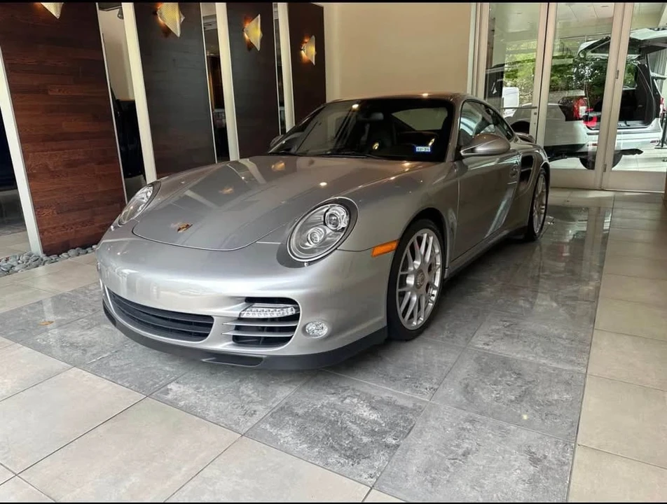 2011 Porsche 997 Turbo - Image 2 of 20