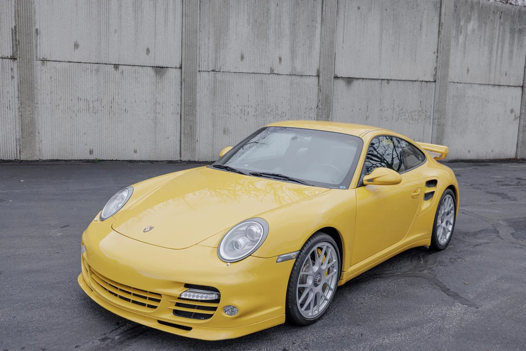 2011 Porsche 997 Turbo - Image 4 of 31