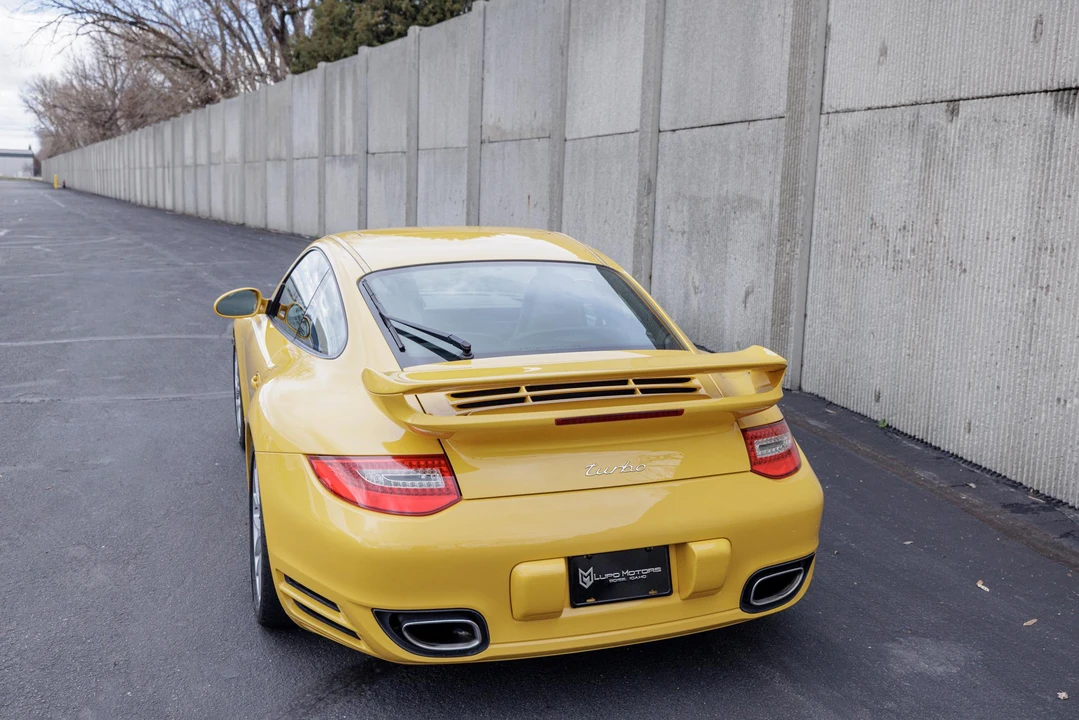 2011 Porsche 997 Turbo - Image 29 of 31