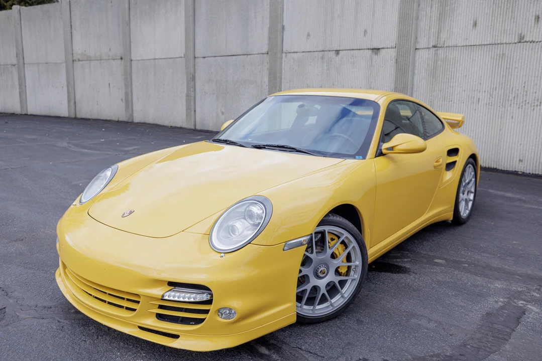 2011 Porsche 997 Turbo - Image 5 of 31