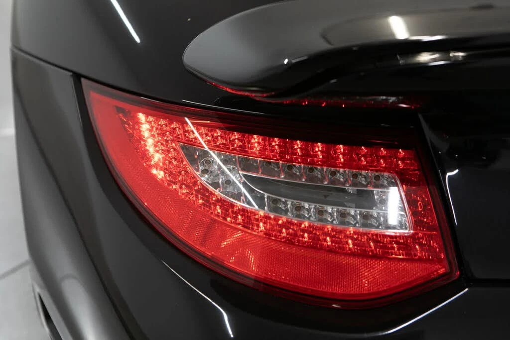 2011 Porsche 997 Turbo - Image 30 of 31
