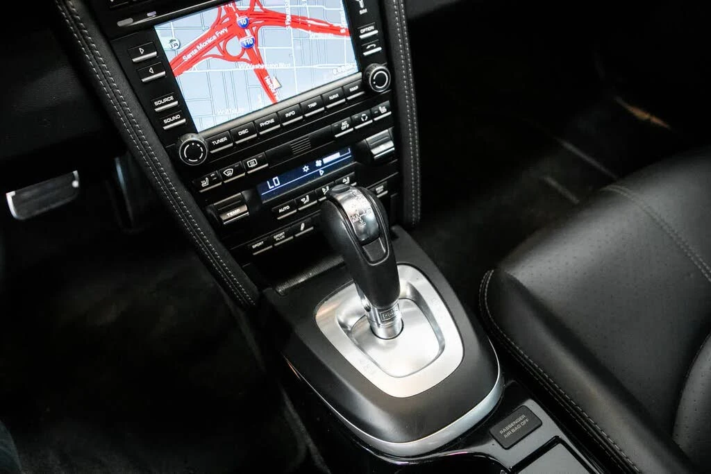 2011 Porsche 997 Turbo - Image 23 of 31