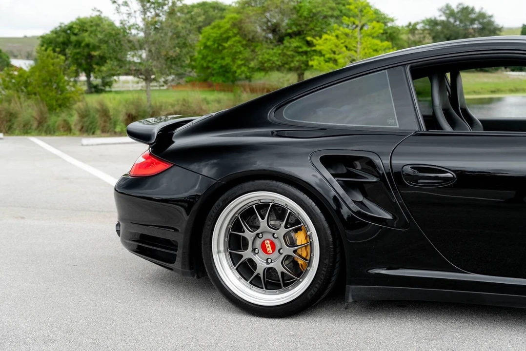 2011 Porsche 997 Turbo S - Image 26 of 31