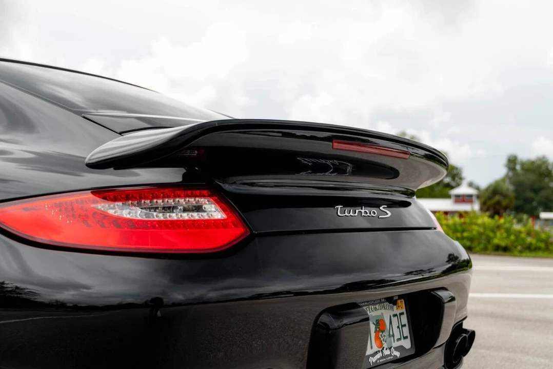 2011 Porsche 997 Turbo S - Image 11 of 31