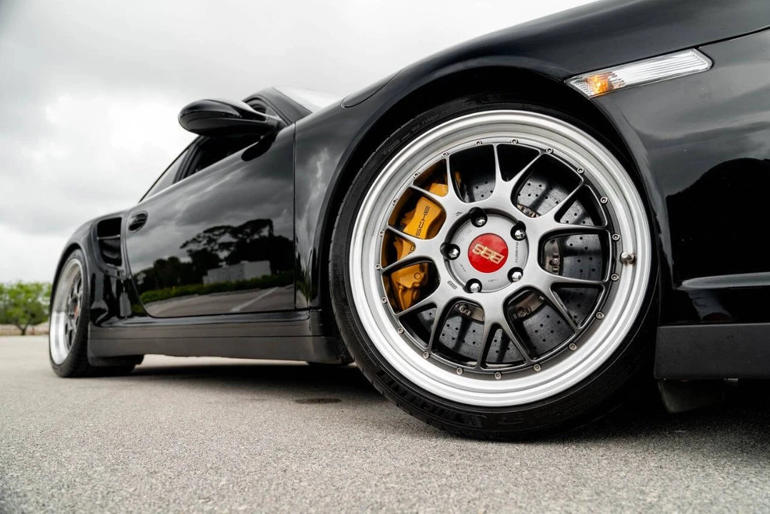 2011 Porsche 997 Turbo S - Image 21 of 31